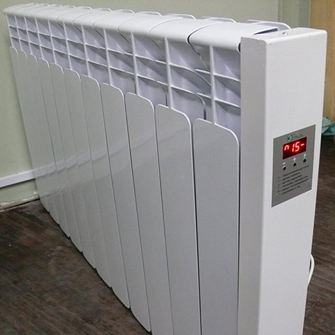 Radiatore elettrico in alluminio.