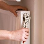 Automatische ventilatie van lucht uit het verwarmingssysteem