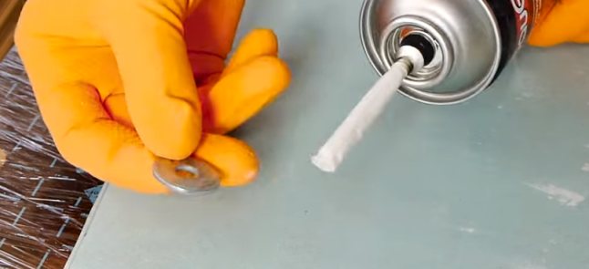 phải làm gì nếu một ống từ bình xịt bị mất