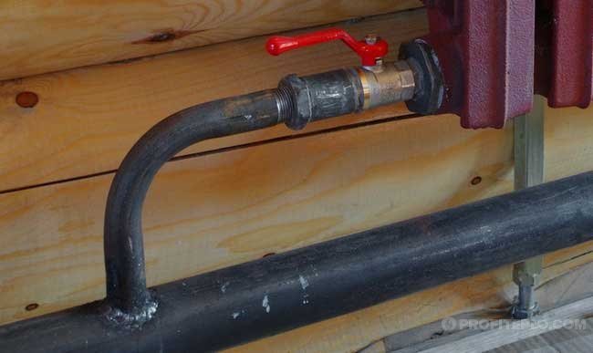 Quels tuyaux sont les mieux adaptés pour chauffer une maison privée