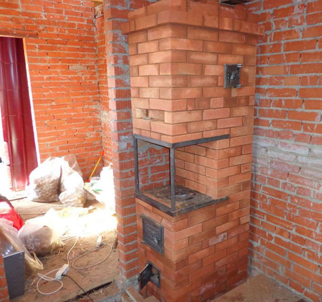 Lò gạch mini cho các ngôi nhà nông thôn mùa hè