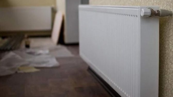 Je možné instalovat baterie na balkon: koordinace, co je třeba zvážit, postup