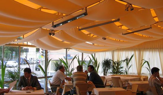 Khó lựa chọn - lò đối lưu điện hoặc lò sưởi hồng ngoại