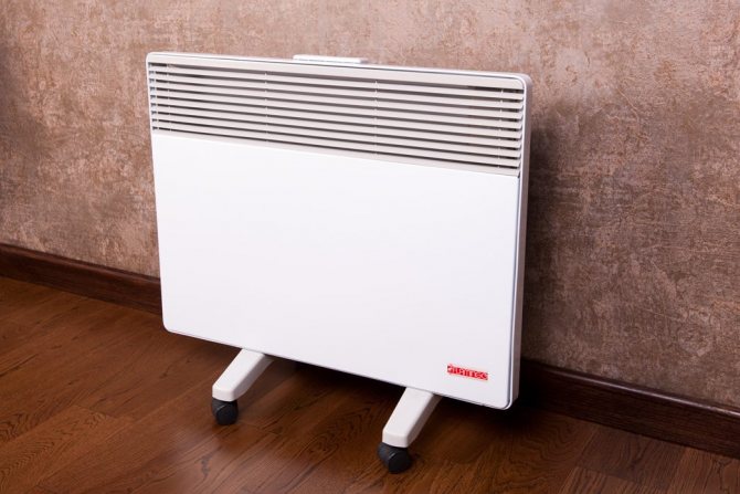 Pag-init ng balkonahe ng mga heater