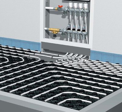 Připojení konců potrubí k rozdělovači