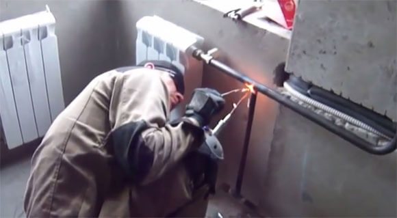 DIY reparation af stigerør i en lejlighedskompleks