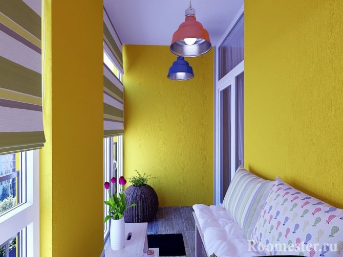 Ideias modernas para o design e arranjo da varanda e loggia