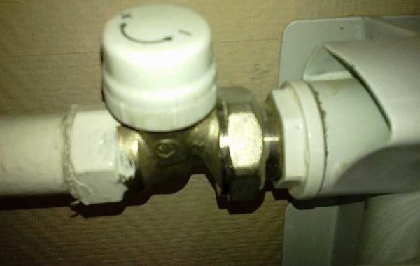 Cap termic pentru încălzirea radiatorului