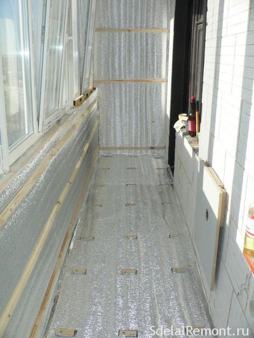 Isolatie van het balkon met penofol