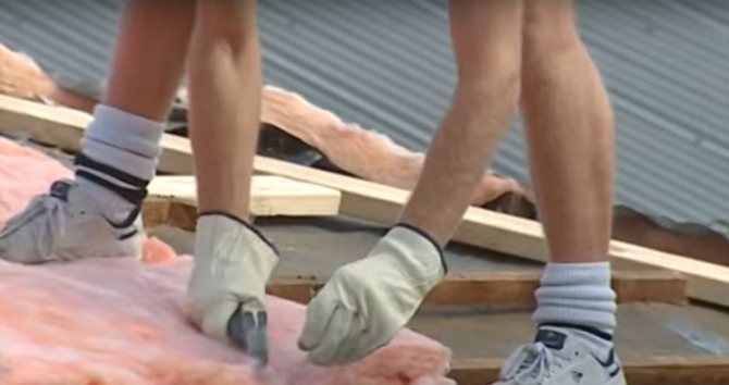 A tető szigetelése hullámlemezről - fontos pontok
