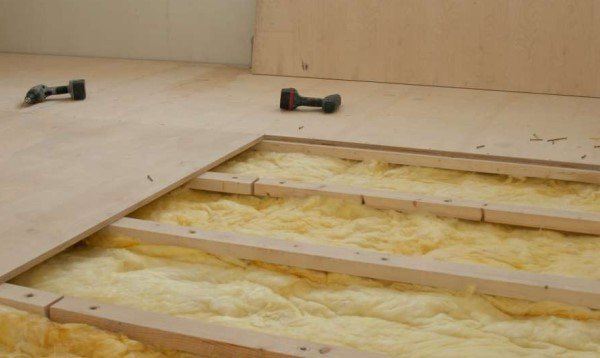 tự làm cách nhiệt sàn trong nước