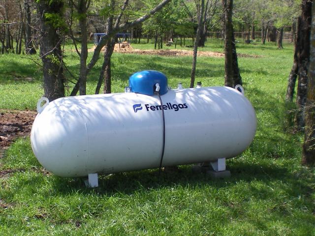 gaz tankını doldurmak