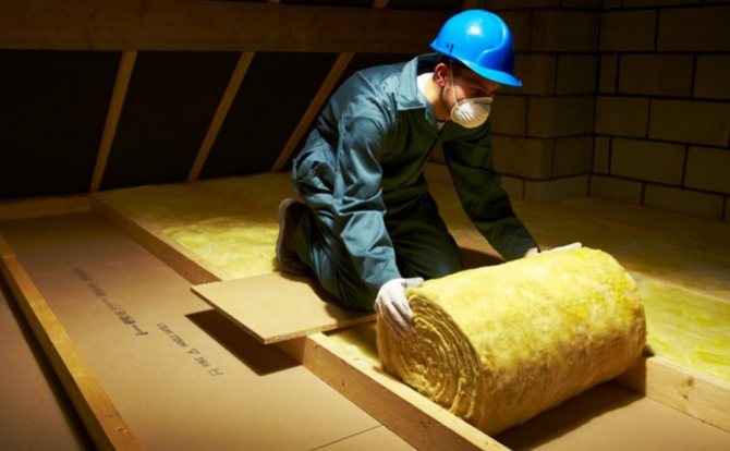 Thiết bị bảo vệ để lắp đặt bông thủy tinh