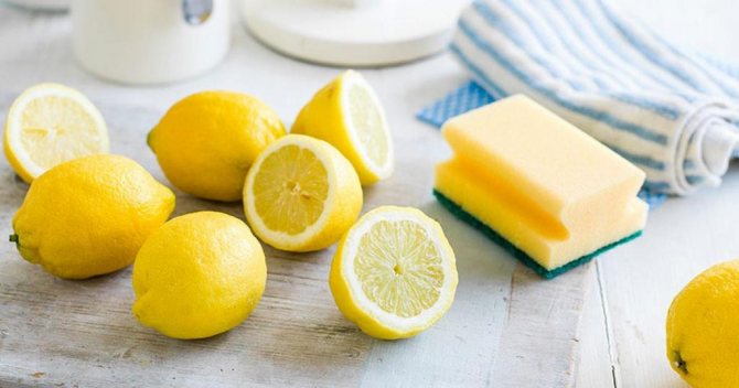 Citrusgult sparar när det inte finns några andra rengöringsmedel